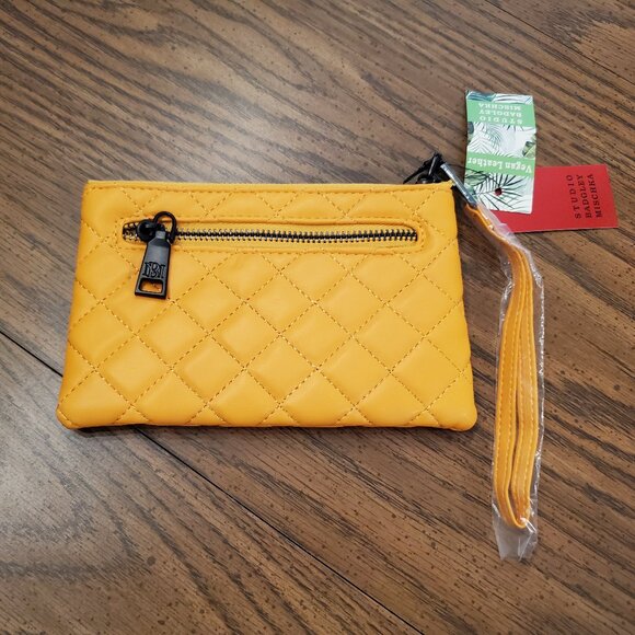 BNWT Badgley Mischka Studio Diamond Quilted Clutch Yellow w/ Black Hardware - Picture 5 of 7